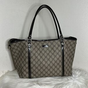 💯Authentic Gucci Tote Handbag 🍀